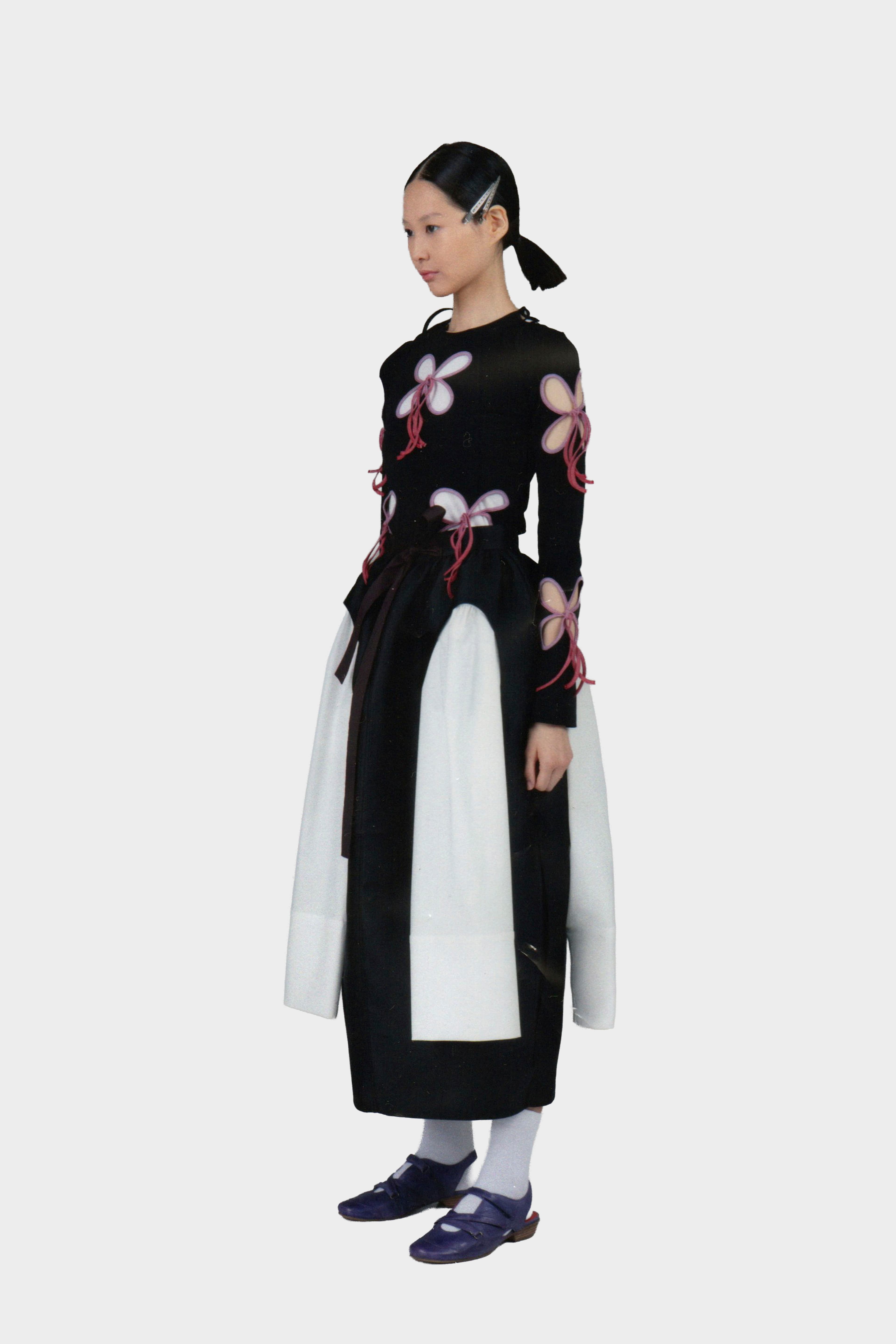 Skirt With 6 Sleeves